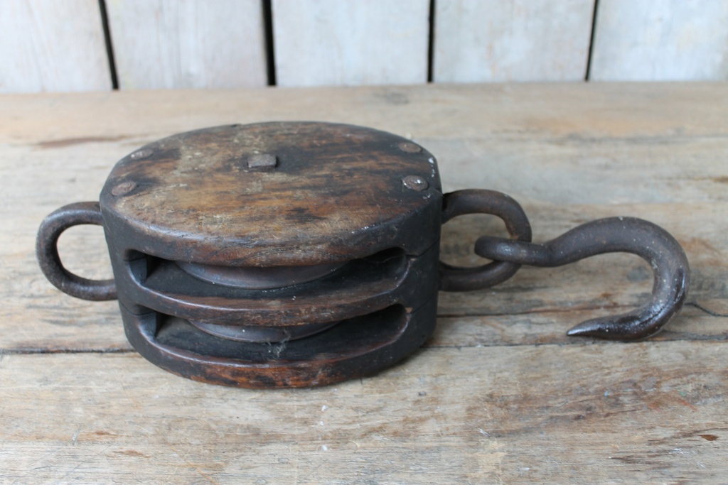 [VIN-219K]  Ship Pulley