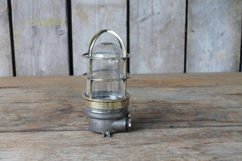 [VIN-119A] Vintage Bulkhead Light