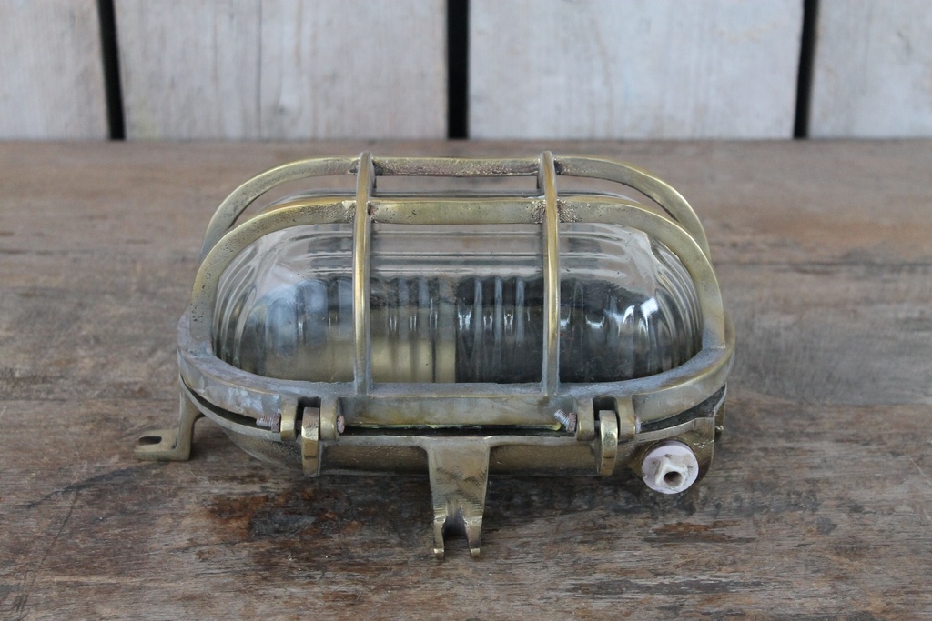 [VIN-058] Vintage Bulkhead Light